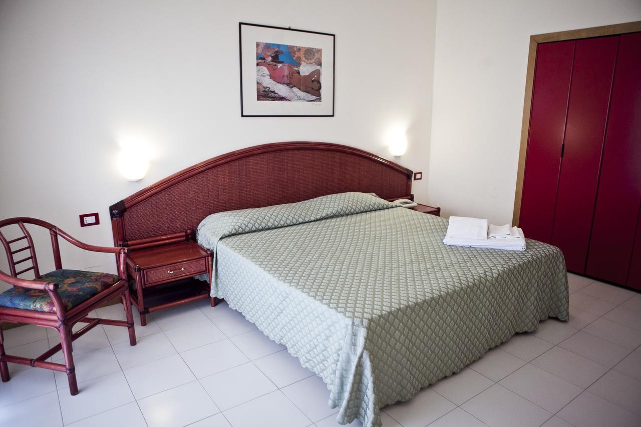 Hotel Futura Style Helios Noto Exteriér fotografie