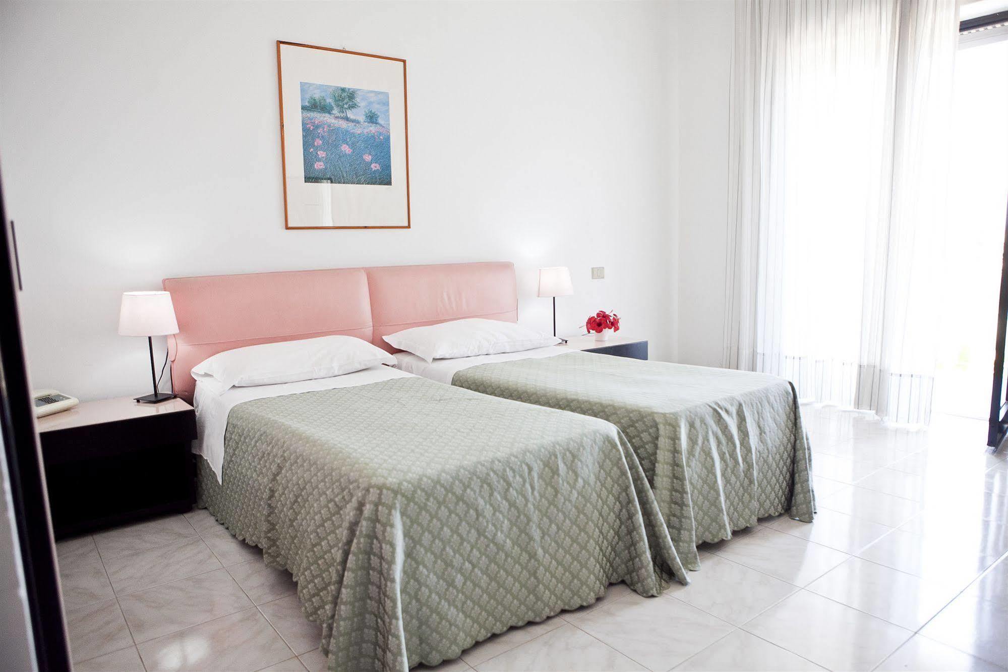 Hotel Futura Style Helios Noto Exteriér fotografie
